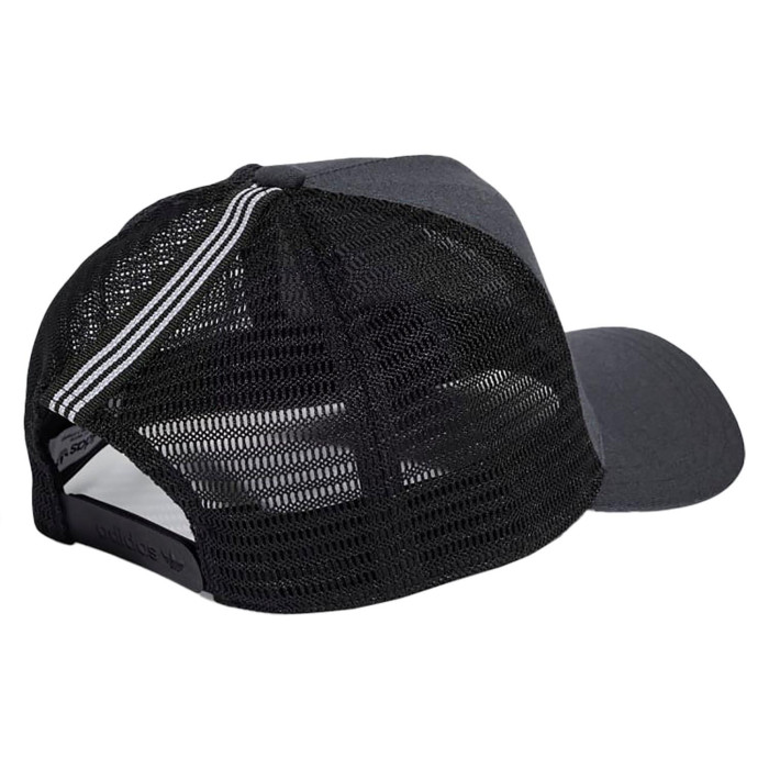 CURVED TRUCKER